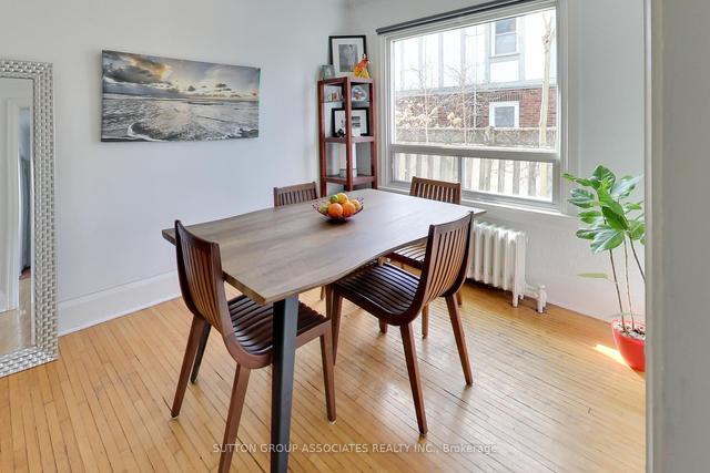173 Maplewood Ave, House semidetached with 2 bedrooms, 2 bathrooms and 1 parking in Toronto ON | Image 35