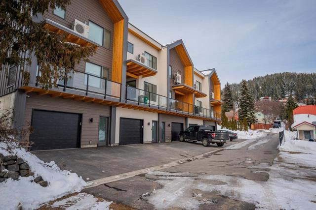 4 - 2452 Washington Street, House attached with 3 bedrooms, 3 bathrooms and null parking in Rossland BC | Image 44