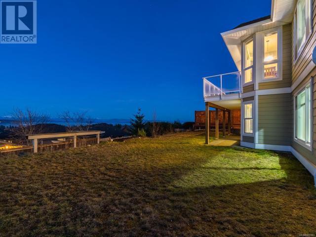 696 Pacific Heights Lane, House detached with 5 bedrooms, 3 bathrooms and 4 parking in Campbell River BC | Image 45