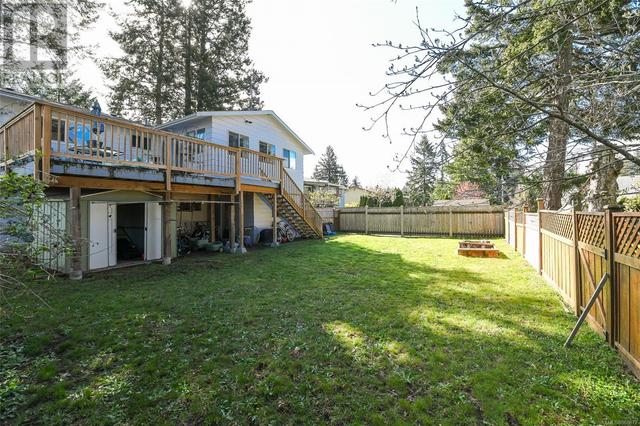 331 Denman St, House detached with 3 bedrooms, 2 bathrooms and 6 parking in Comox BC | Image 9