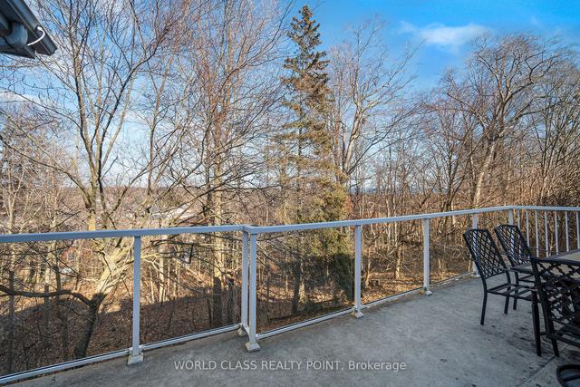 199 Ridgewood Rd, House detached with 3 bedrooms, 3 bathrooms and 8 parking in Toronto ON | Image 10