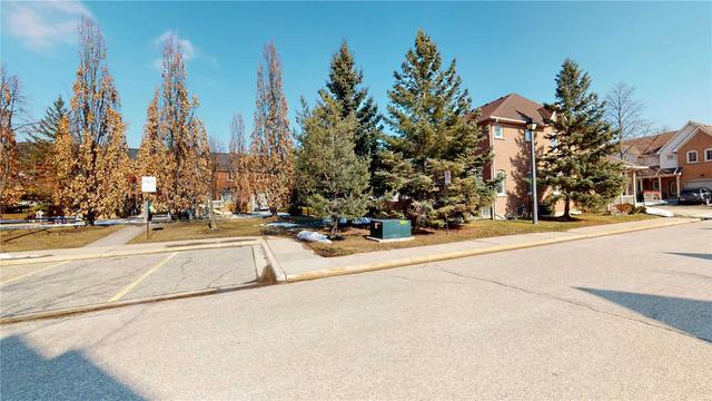 12 - 5223 Fairford Cres, Townhouse with 3 bedrooms, 4 bathrooms and 2 parking in Mississauga ON | Image 27