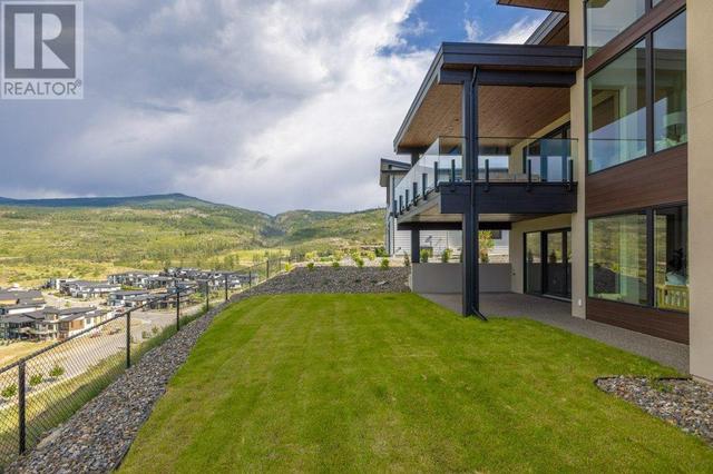 1054 Emslie Street, House detached with 3 bedrooms, 2 bathrooms and 4 parking in Kelowna BC | Image 85