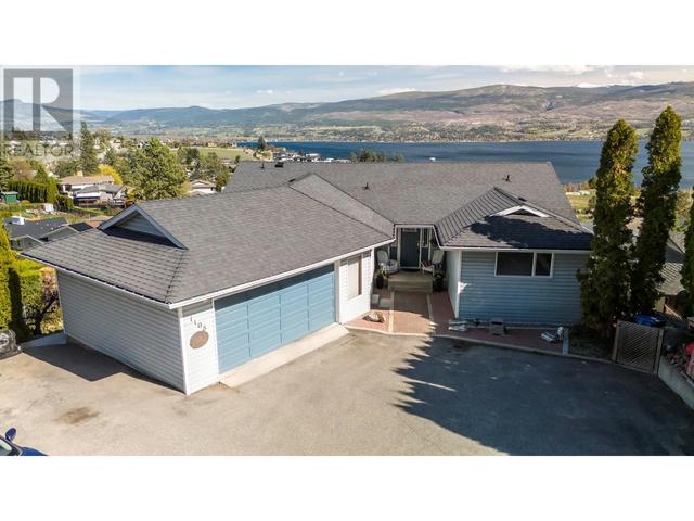 1108 Menu Road, House detached with 5 bedrooms, 5 bathrooms and 6 parking in West Kelowna BC | Image 1
