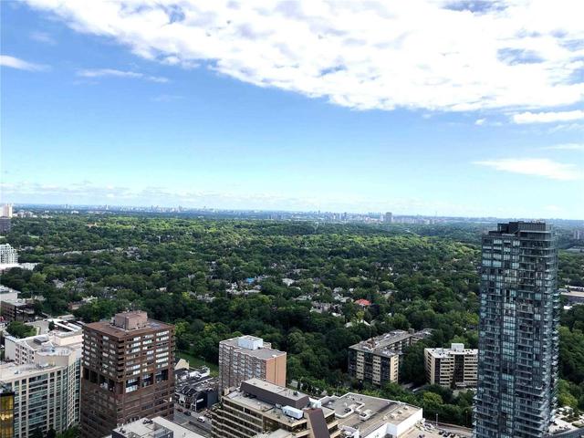 3702 - 50 Yorkville Ave, Condo with 2 bedrooms, 3 bathrooms and 2 parking in Toronto ON | Image 19