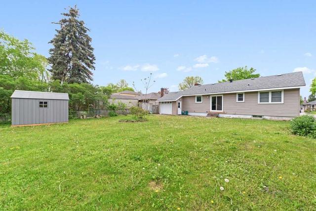 554 Geneva St, House detached with 3 bedrooms, 2 bathrooms and 5 parking in St. Catharines ON | Image 22