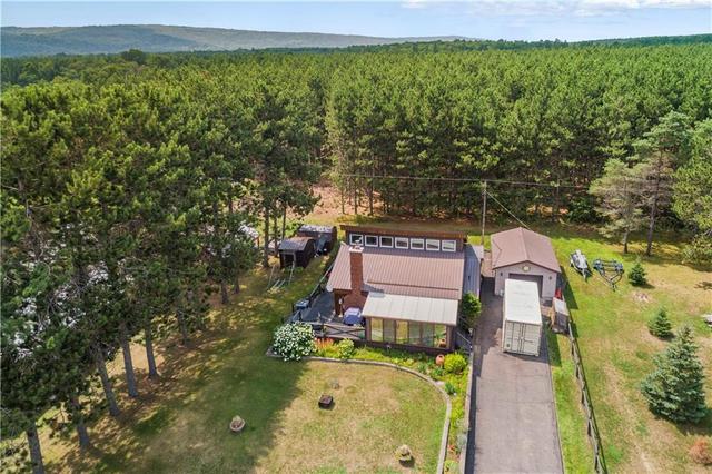 1111 Lake Clear Road, House detached with 3 bedrooms, 2 bathrooms and 5 parking in Bonnechere Valley ON | Image 27