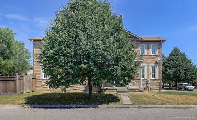 163 Fairlane Cres, House semidetached with 4 bedrooms, 3 bathrooms and 3 parking in Vaughan ON | Image 19