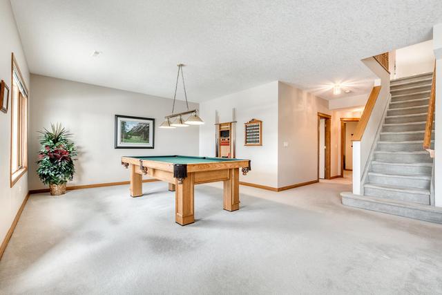 8 Eagleview Gate, Home with 3 bedrooms, 2 bathrooms and 4 parking in Calgary AB | Image 21