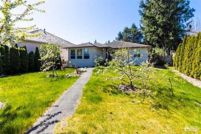 7877 168 Street, House detached with 3 bedrooms, 2 bathrooms and 4 parking in Surrey BC | Image 1