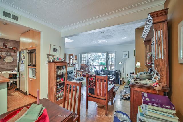 12 Valleymede Rd, House detached with 4 bedrooms, 3 bathrooms and 3 parking in Toronto ON | Image 33