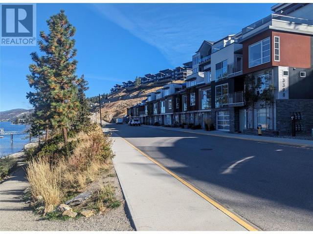 104 - 3398 Mckinley Beach Lane, House attached with 2 bedrooms, 2 bathrooms and 1 parking in Kelowna BC | Image 26