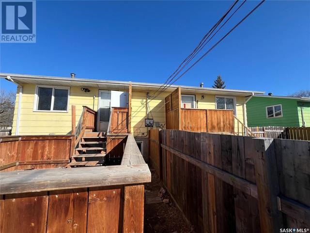 1435 - 1437 16th Street W, House detached with 6 bedrooms, 4 bathrooms and null parking in Prince Albert SK | Image 30