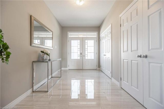 219 Ambrous Cres, House detached with 4 bedrooms, 5 bathrooms and 4 parking in Guelph ON | Image 23