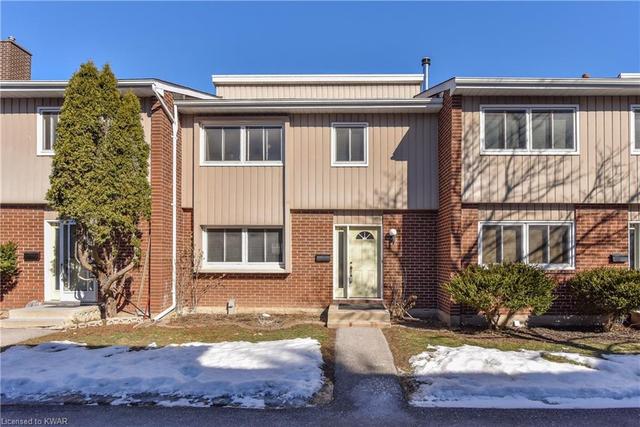 24 - 121 University Avenue E, House attached with 3 bedrooms, 2 bathrooms and null parking in Waterloo ON | Image 1