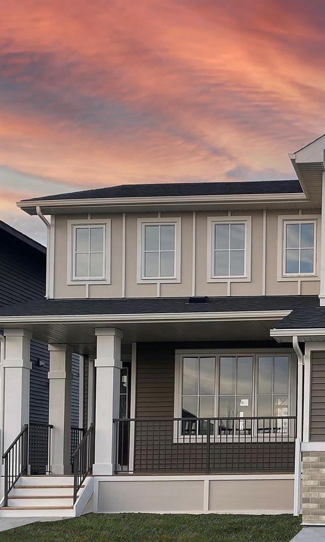 864 Lawthorn Way Se, Home with 3 bedrooms, 2 bathrooms and 2 parking in Calgary AB | Image 7