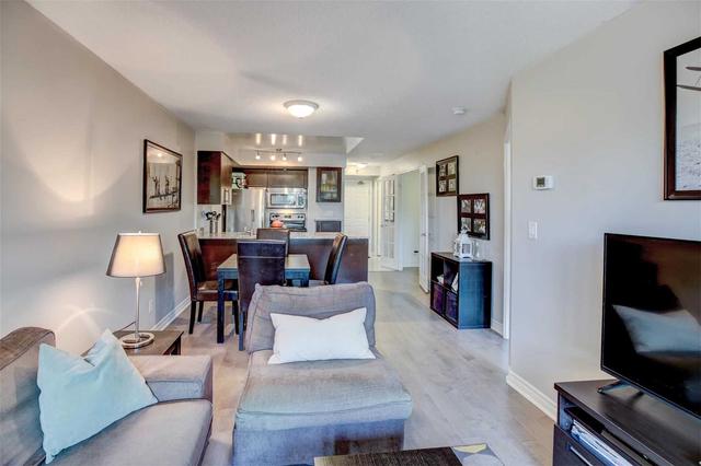 306 - 19 Barberry Pl, Condo with 1 bedrooms, 2 bathrooms and 1 parking in Toronto ON | Image 8