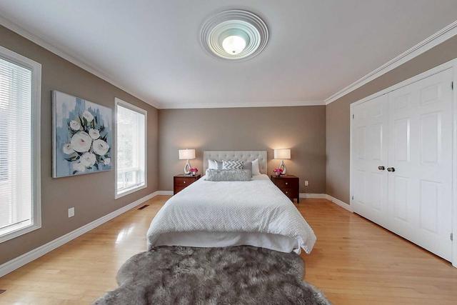 1918 Unicorn Crt, House detached with 4 bedrooms, 4 bathrooms and 6 parking in Mississauga ON | Image 17