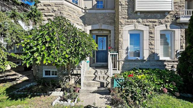 9017 Yonge St, House attached with 3 bedrooms, 3 bathrooms and 3 parking in Richmond Hill ON | Image 23