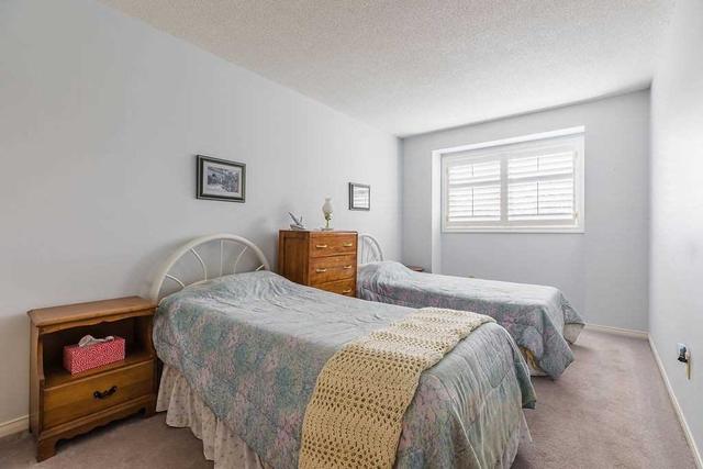 30 - 2215 Cleaver Ave, Townhouse with 3 bedrooms, 3 bathrooms and 3 parking in Burlington ON | Image 8