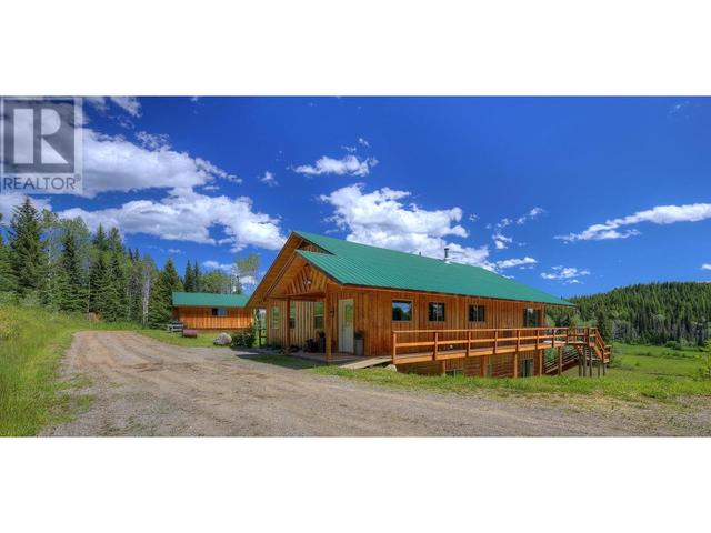 4626 Teasdale Road, House detached with 3 bedrooms, 2 bathrooms and null parking in Cariboo F BC | Image 1
