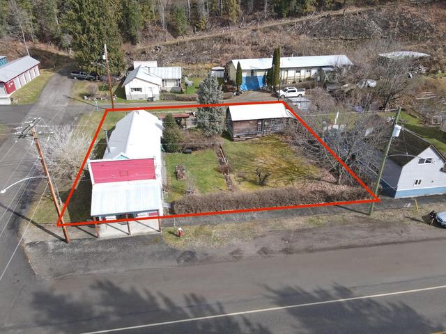 124 Lake Avenue, House detached with 3 bedrooms, 2 bathrooms and null parking in Silverton BC | Image 4