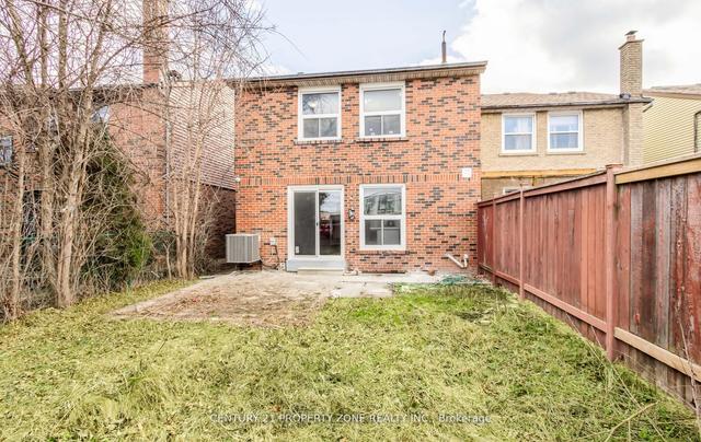 47 Woolenscote Circ, House attached with 3 bedrooms, 4 bathrooms and 5 parking in Toronto ON | Image 35