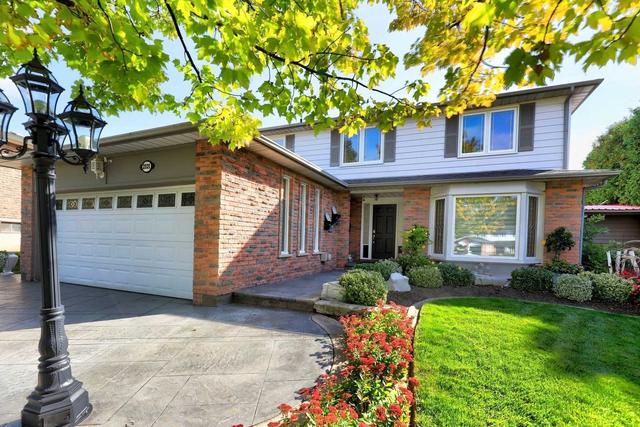 2321 Fleet Path, House detached with 4 bedrooms, 3 bathrooms and 8 parking in Burlington ON | Card Image