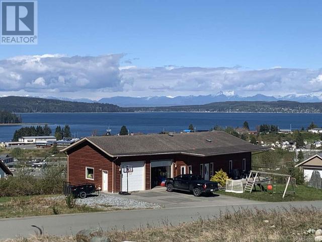 590 Venture Pl, House detached with 4 bedrooms, 3 bathrooms and 4 parking in Port McNeill BC | Image 1