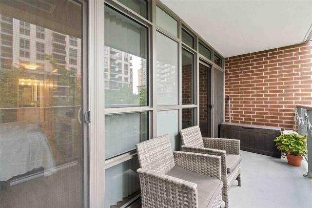 201 - 1 Michael Power Pl, Condo with 2 bedrooms, 2 bathrooms and 1 parking in Toronto ON | Image 18