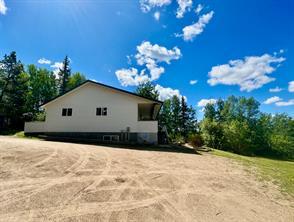 225071 Township Road 645.3, House detached with 4 bedrooms, 3 bathrooms and 6 parking in Athabasca County AB | Image 2