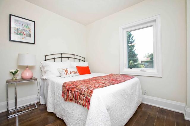 11 Silver Ave, House attached with 3 bedrooms, 3 bathrooms and 2 parking in Toronto ON | Image 10