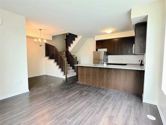 25 - 18 Applewood Lane, Townhouse with 3 bedrooms, 3 bathrooms and 1 parking in Toronto ON | Image 22