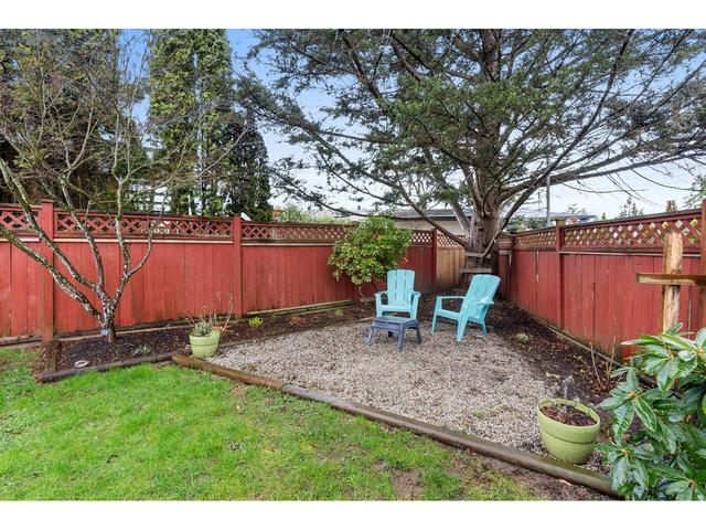 6334 171 Street, House detached with 5 bedrooms, 3 bathrooms and 4 parking in Surrey BC | Image 35