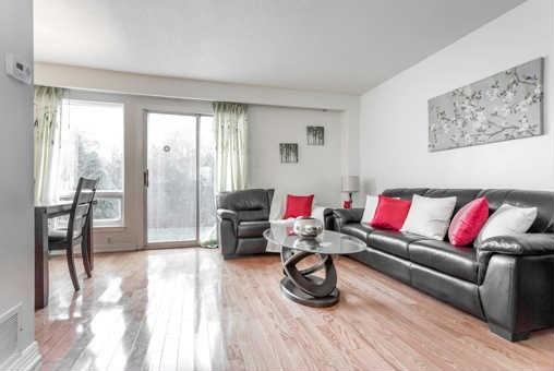 36 - 50 Blackwell Ave, Townhouse with 3 bedrooms, 2 bathrooms and 1 parking in Toronto ON | Image 5