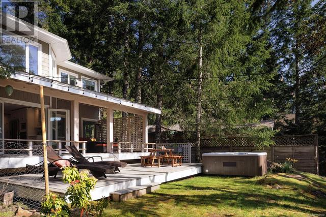 5216 Stag Rd, House detached with 4 bedrooms, 4 bathrooms and 6 parking in Highlands BC | Image 36