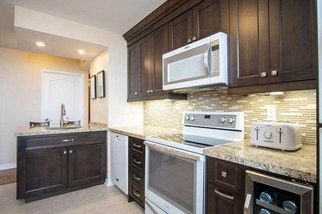 1213 - 700 Dynes Rd, Condo with 2 bedrooms, 2 bathrooms and 2 parking in Burlington ON | Image 31