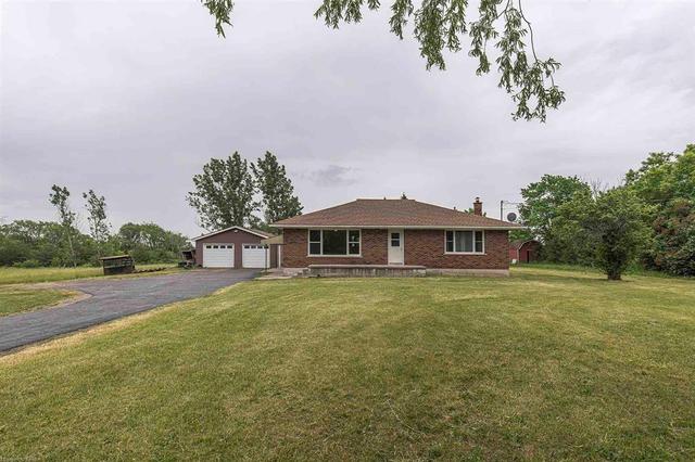 4088 Henderson Road, House detached with 3 bedrooms, 2 bathrooms and 10 parking in South Frontenac ON | Image 32