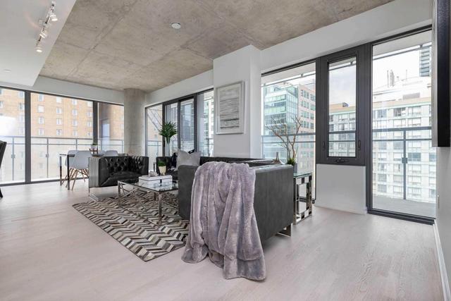 1207 - 60 Colborne St, Condo with 1 bedrooms, 1 bathrooms and null parking in Toronto ON | Image 3