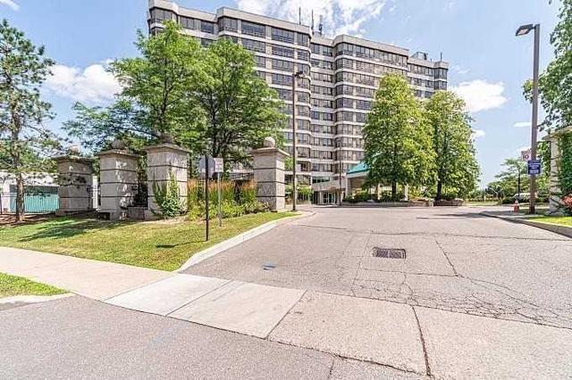 401 - 310 Mill St, Condo with 1 bedrooms, 2 bathrooms and 1 parking in Brampton ON | Image 1