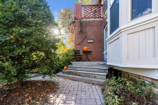 192 Browning Ave, House semidetached with 3 bedrooms, 3 bathrooms and 0 parking in Toronto ON | Image 23