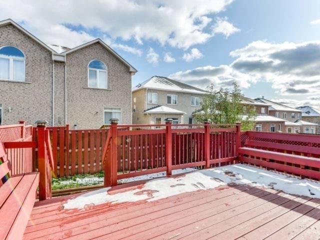 Upper - 19 Silent Pond Cres, House semidetached with 3 bedrooms, 3 bathrooms and 1 parking in Brampton ON | Image 15