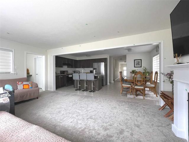 8678 Chickory Tr, House detached with 4 bedrooms, 3 bathrooms and 4 parking in Niagara Falls ON | Image 26