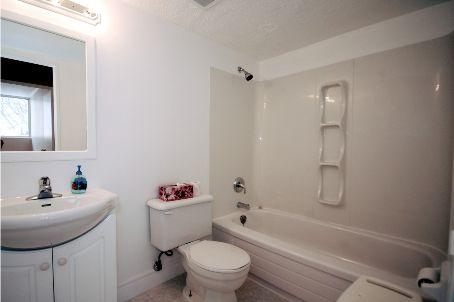 405 - 11 Neilson Dr, Condo with 3 bedrooms, 2 bathrooms and 1 parking in Toronto ON | Image 9