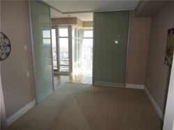 4104 - 2191 Yonge St, Condo with 1 bedrooms, 1 bathrooms and 1 parking in Toronto ON | Image 2