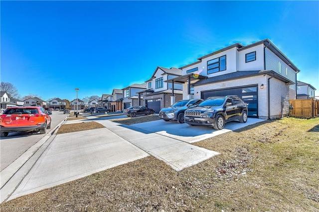 2915 Biddulph St, House detached with 4 bedrooms, 5 bathrooms and 5 parking in London ON | Image 23