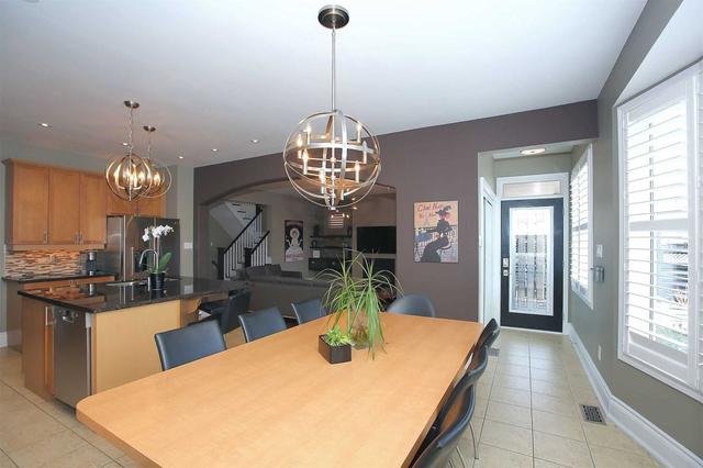17 Horsetail St, House detached with 4 bedrooms, 4 bathrooms and 3 parking in Markham ON | Image 14