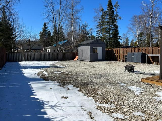 56 60th St S, House detached with 2 bedrooms, 1 bathrooms and 20 parking in Wasaga Beach ON | Image 14