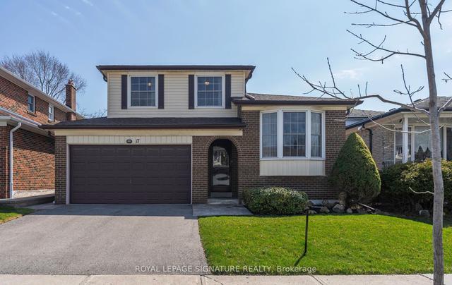 17 Pebblehill Sq, House detached with 3 bedrooms, 2 bathrooms and 4 parking in Toronto ON | Image 1