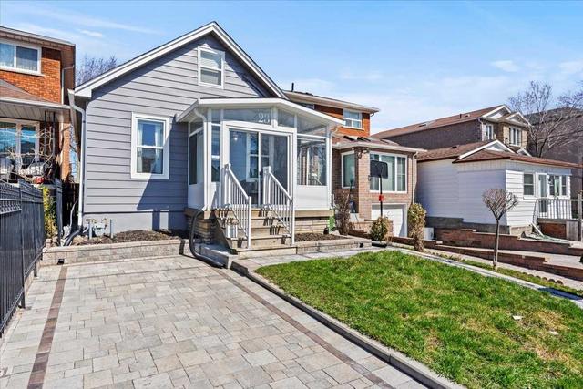23 Aylesworth Ave, House detached with 3 bedrooms, 2 bathrooms and 1 parking in Toronto ON | Image 23
